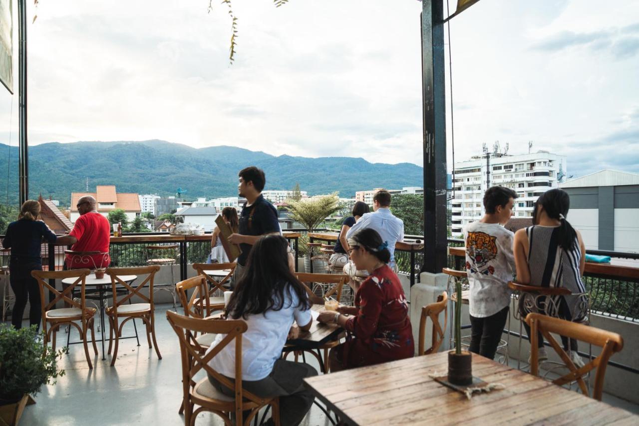 雅叶酒店 清邁 外观 照片